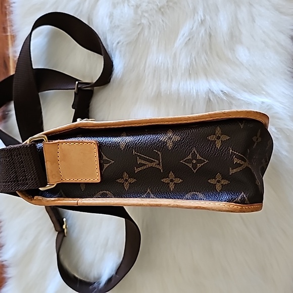 Louis Vuitton Bosphore Crossbody Messenger PM Brown Tan Monogram - Picture 6 of 16